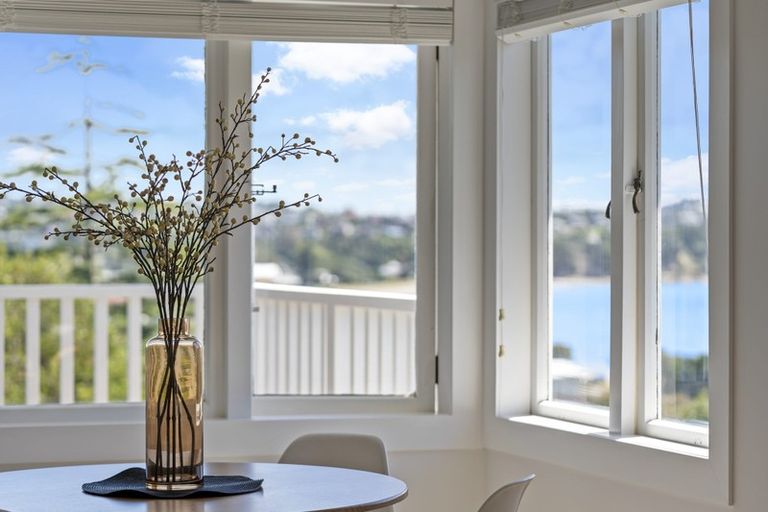 Photo of property in 12 Tindalls Bay Road, Tindalls Beach, Whangaparaoa, 0930