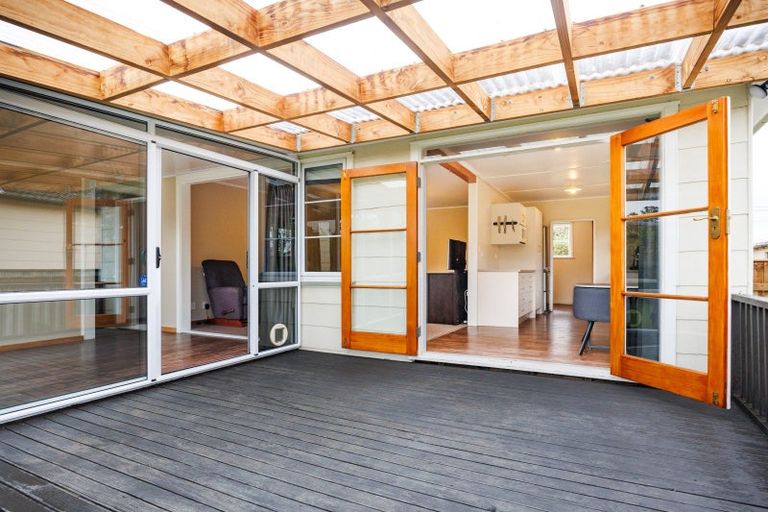 Photo of property in 32 Poole Street, Feilding, 4702