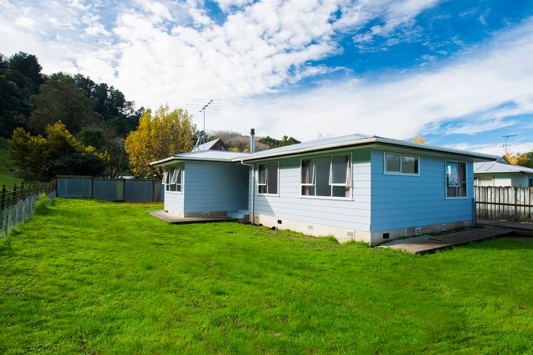 Photo of property in 10 Campbell Street, Mangapapa, Gisborne, 4010