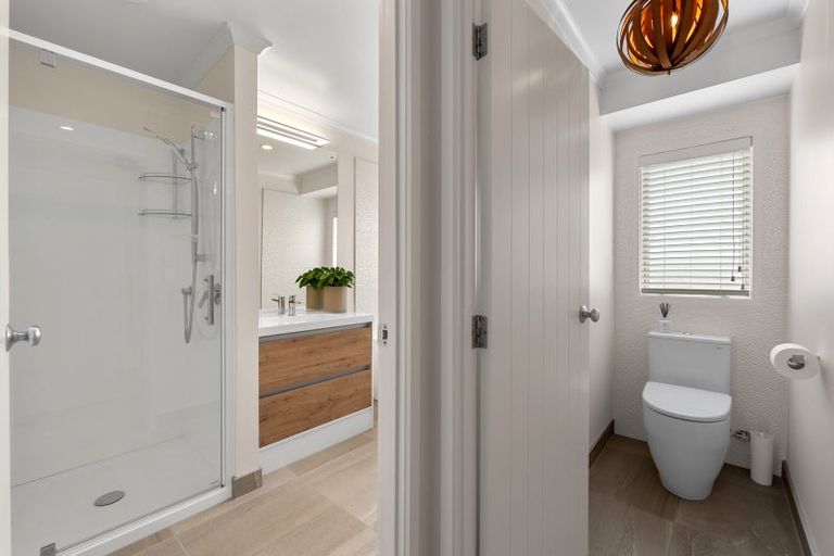 Photo of property in 9 Millstone Lane, Henderson, Auckland, 0612