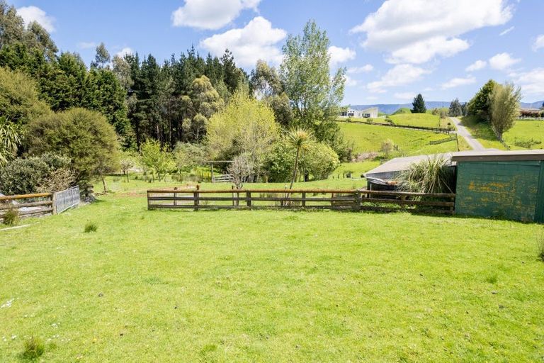 Photo of property in 148 Adelaide Road, Dannevirke, 4930