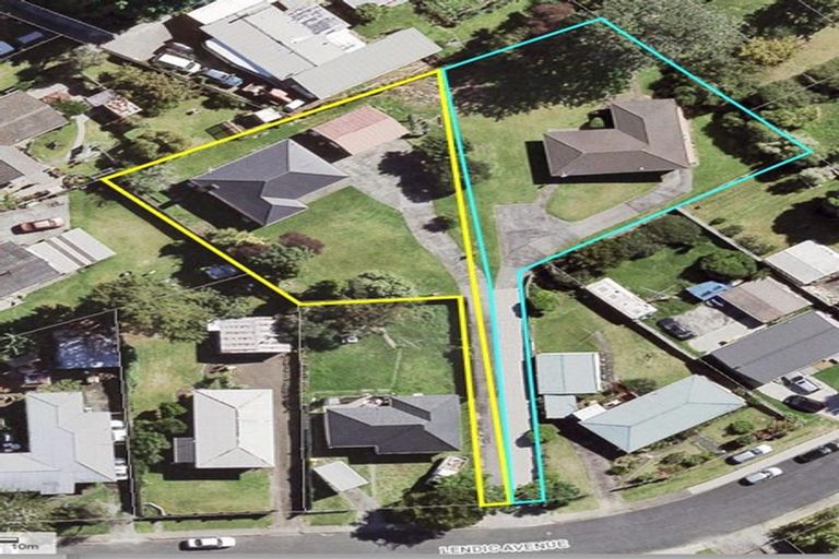 Photo of property in 21 Lendic Avenue, Henderson, Auckland, 0612