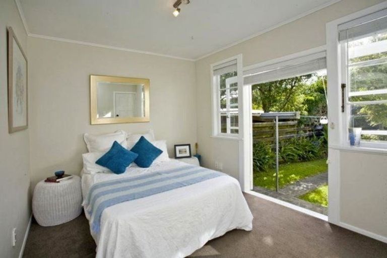 Photo of property in 7 Wicklow Road, Narrow Neck, Auckland, 0622