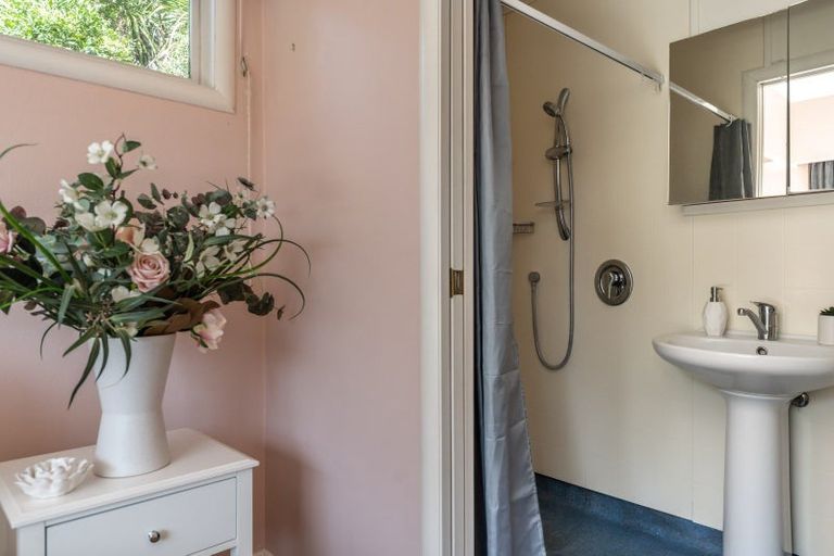 Photo of property in 12 Mansel Avenue, Hillcrest, Hamilton, 3216