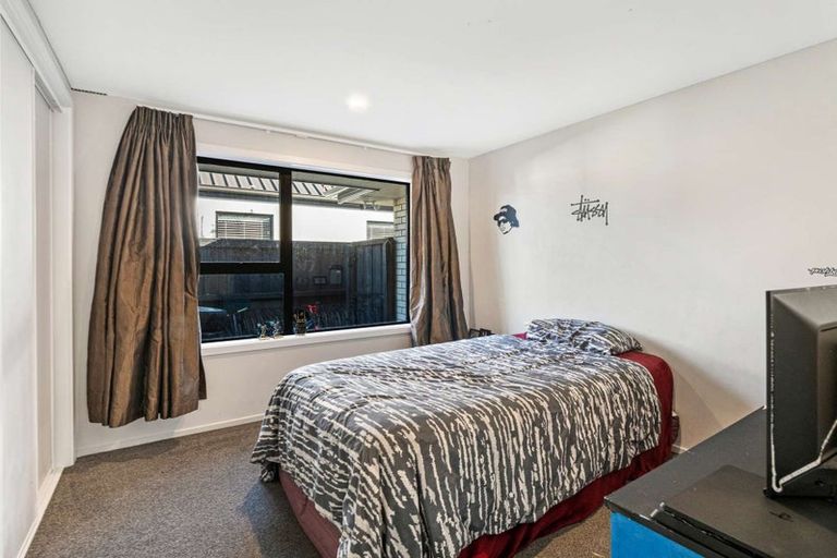 Photo of property in 64 Quinn Crescent, Woodend, 7610