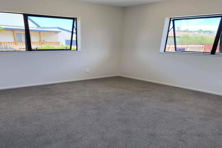 Photo of property in 11b Bay Street, Red Beach, 0932