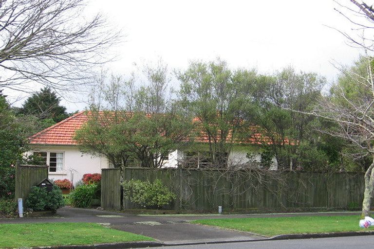 Photo of property in 75 Marne Street, Hokowhitu, Palmerston North, 4410