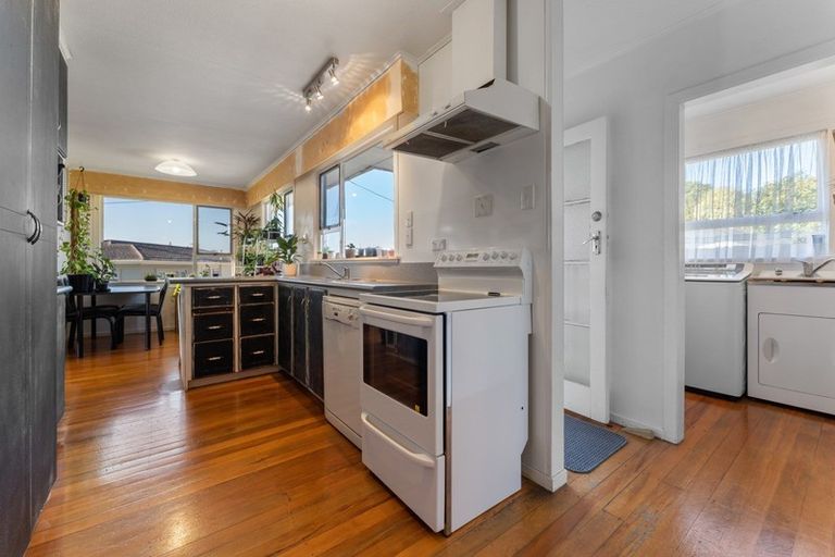 Photo of property in 113 Ngamotu Road, Spotswood, New Plymouth, 4310