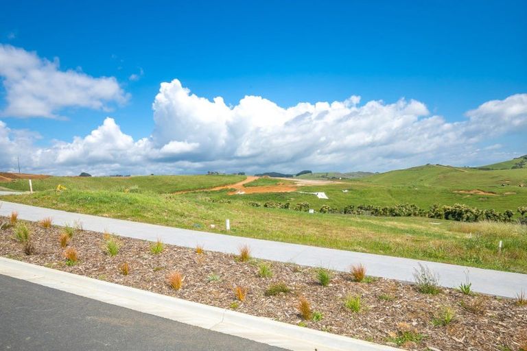 Photo of property in 102 Omahina Street, Raglan, 3225