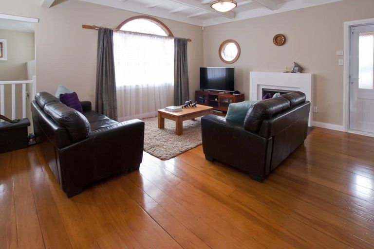 Photo of property in 36 Selwyn Road, Lynmore, Rotorua, 3010