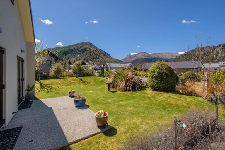 Photo of property in Butel Park, 67 Essex Avenue, Arrowtown, 9302
