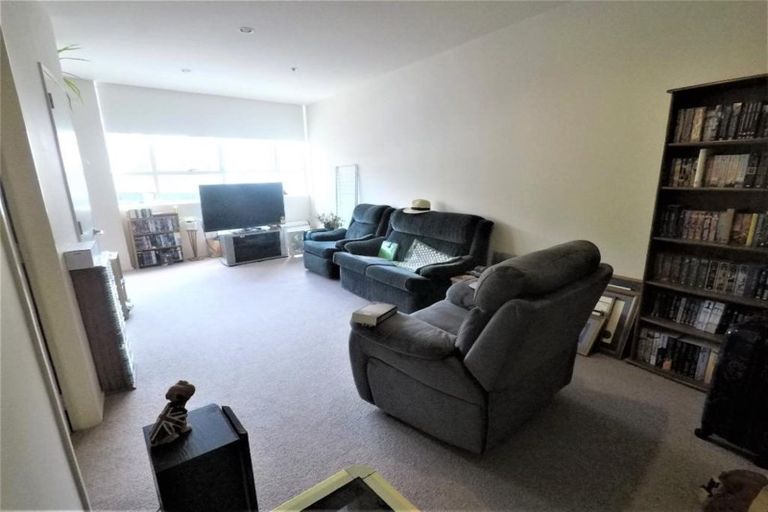 Photo of property in Hume House, 12/152 The Terrace, Wellington Central, Wellington, 6011