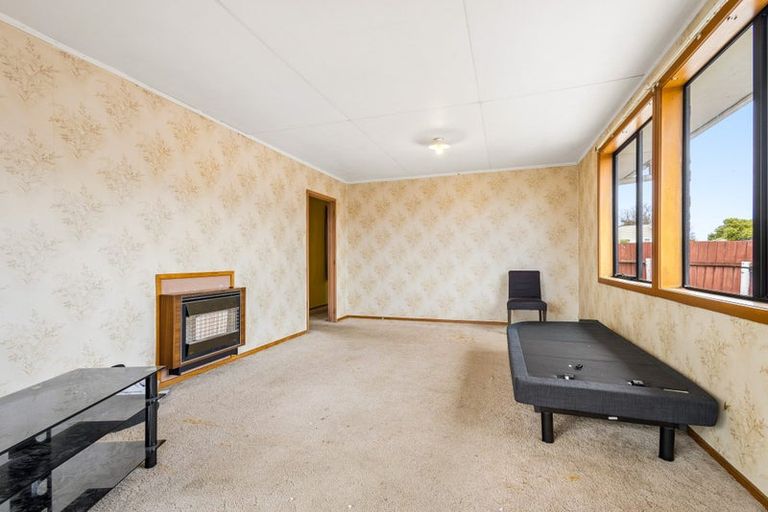 Photo of property in 47 Chadwick Crescent, Mangere East, Auckland, 2024
