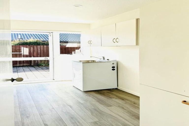 Photo of property in 8 Thornlea Place, Halswell, Christchurch, 8025