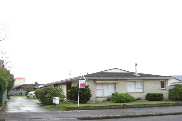 Photo of property in 2/500 Lyndon Road East, Hastings, 4122