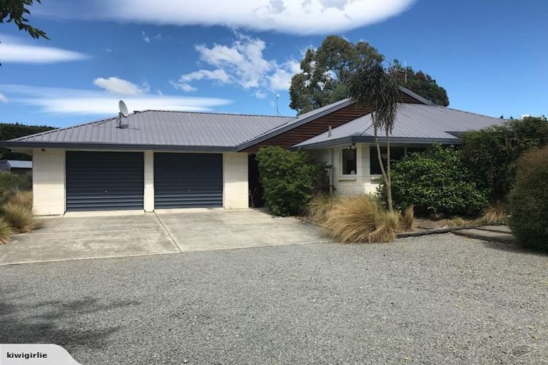 Photo of property in 235 Fishers Road, Loburn, Rangiora, 7473