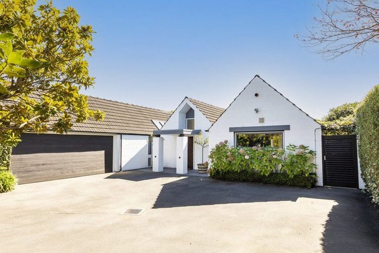 Photo of property in 31 Idris Road, Fendalton, Christchurch, 8052