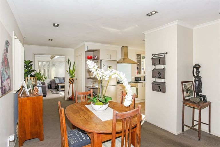 Photo of property in 247 Victoria Street West, Pukekohe, 2120