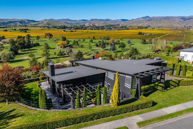 Photo of property in 105 Marlborough Ridge Drive, Fairhall, Blenheim, 7272