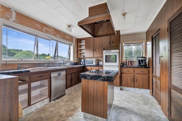 Photo of property in 19 Tybalt Street, Stratford, 4332