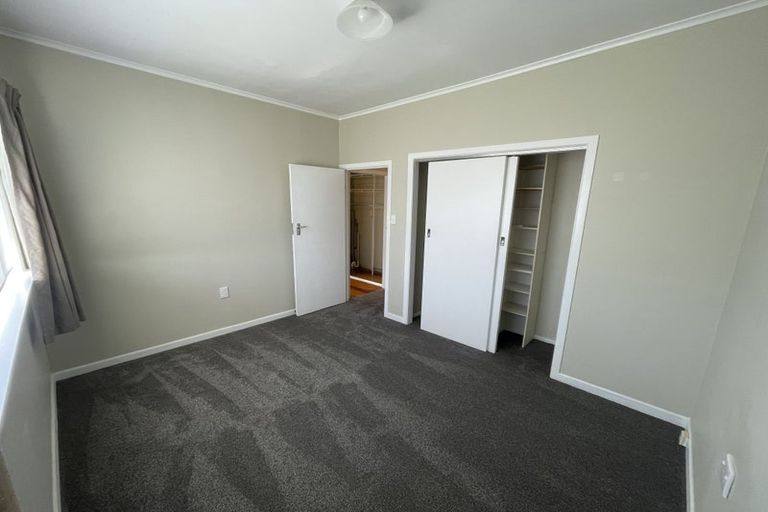 Photo of property in 11 Tane Street, New Lynn, Auckland, 0600