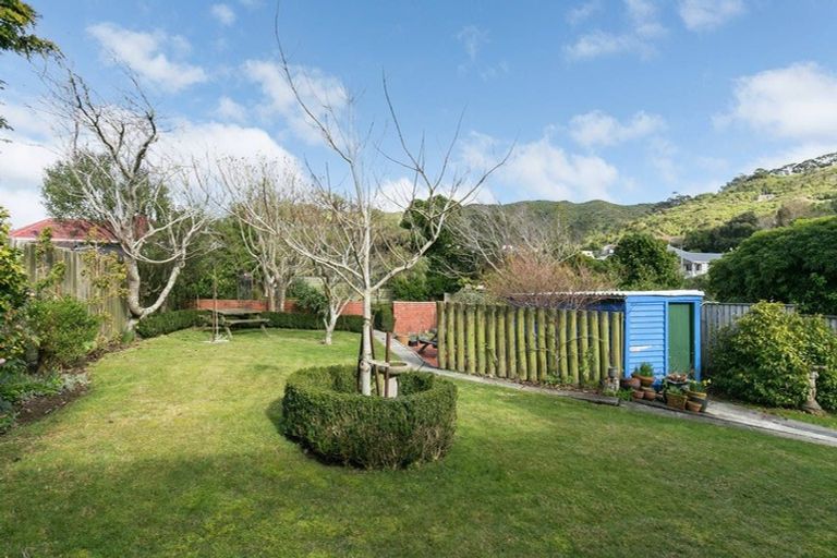 Photo of property in 17 Atua Street, Johnsonville, Wellington, 6037