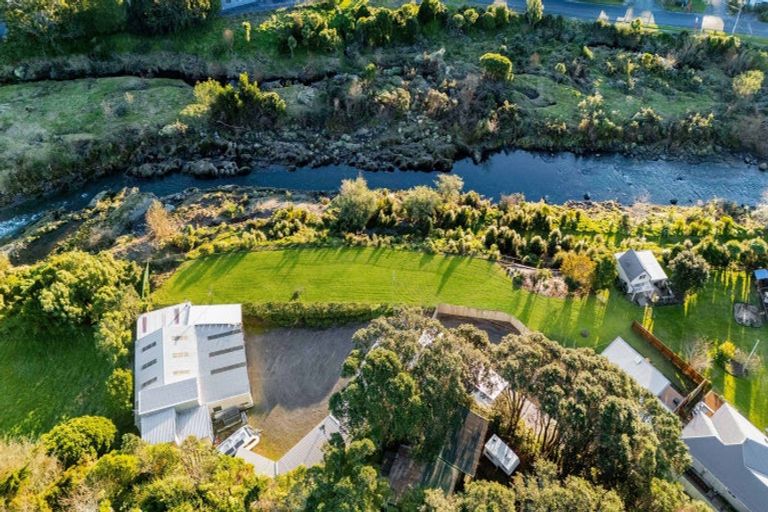 Photo of property in 20c Gordon Street, Glen Avon, New Plymouth, 4312