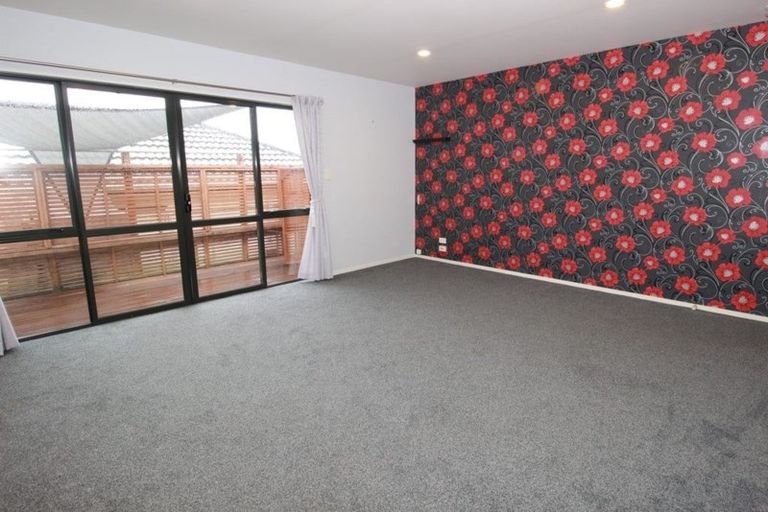 Photo of property in 23/2 Brixton Road, Manly, Whangaparaoa, 0930