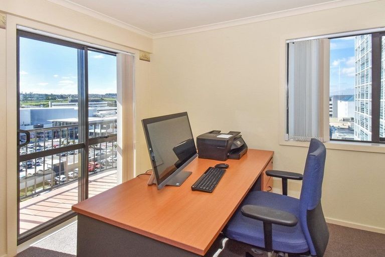 Photo of property in The Rennaissance, 10k/18 Ronwood Avenue, Manukau, Auckland, 2104