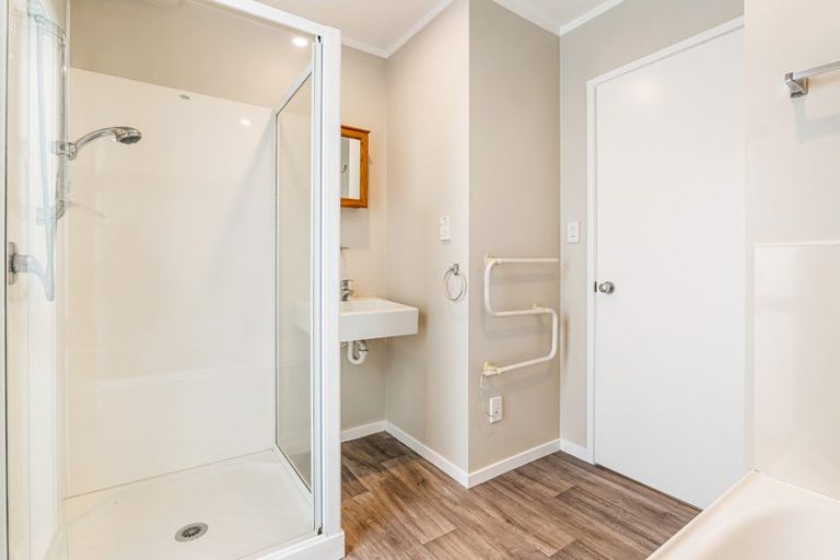 Photo of property in 15 Lowburn Avenue, Waipu, 0510