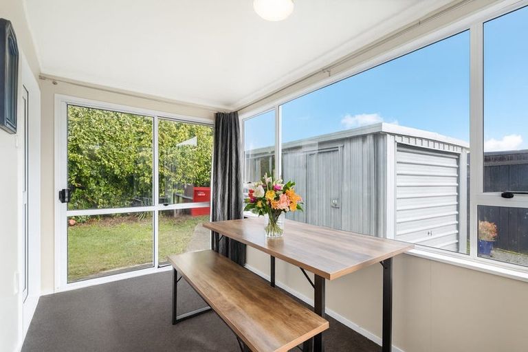 Photo of property in 2/49a Shakespeare Avenue, Trentham, Upper Hutt, 5018