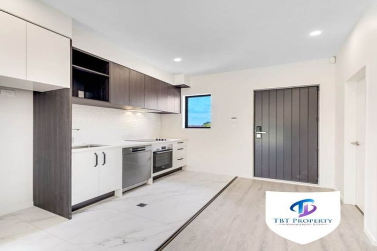 Photo of property in 2/86 Elliot Street, Pahurehure, Papakura, 2113