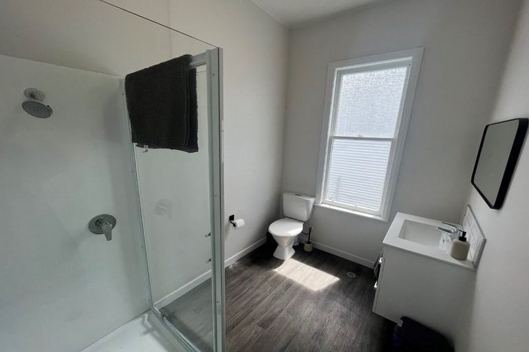 Photo of property in 212 The Terrace, Wellington Central, Wellington, 6011