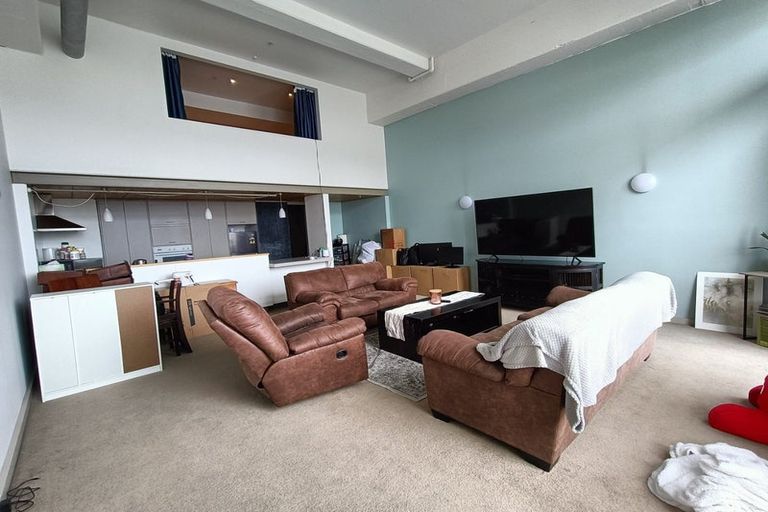 Photo of property in Stadium Garden Flats, 118/107 Thorndon Quay, Pipitea, Wellington, 6011