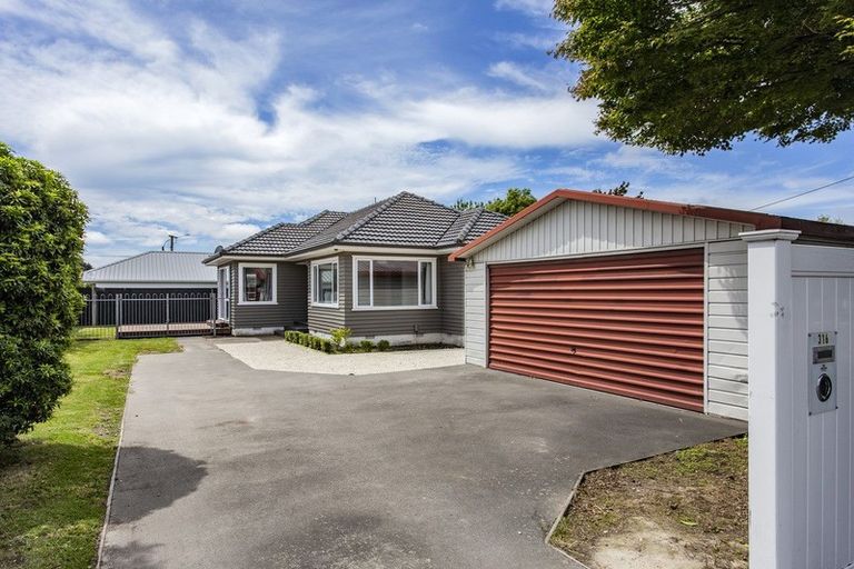 Photo of property in 316 Wairakei Road, Bryndwr, Christchurch, 8053