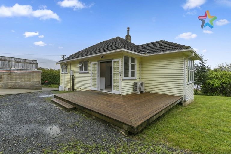 Photo of property in 188b Waddington Drive, Naenae, Lower Hutt, 5011