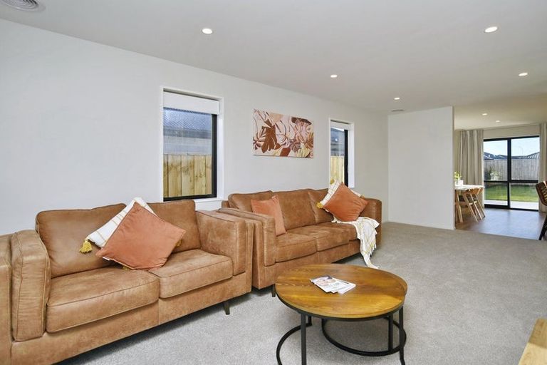 Photo of property in 3 Woodford Avenue, Woodend, 7610