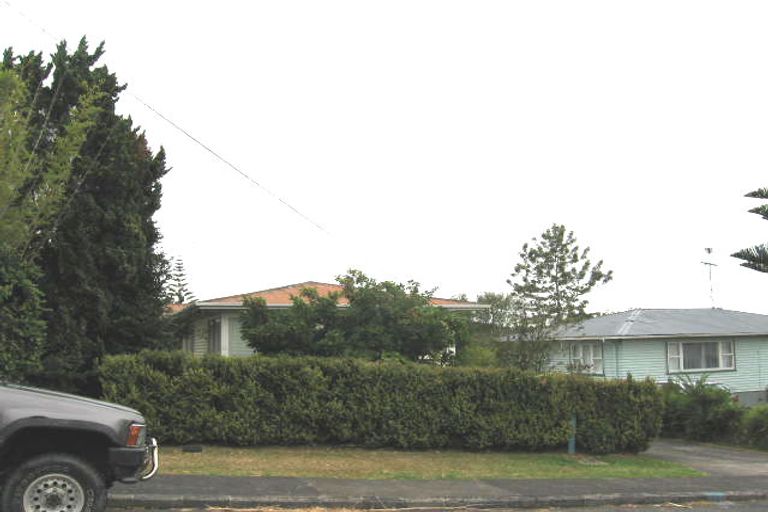 Photo of property in 10 Utting Street, Birkdale, Auckland, 0626