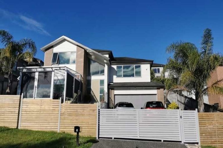 Photo of property in 5 Baker Street, Fairview Heights, Auckland, 0632