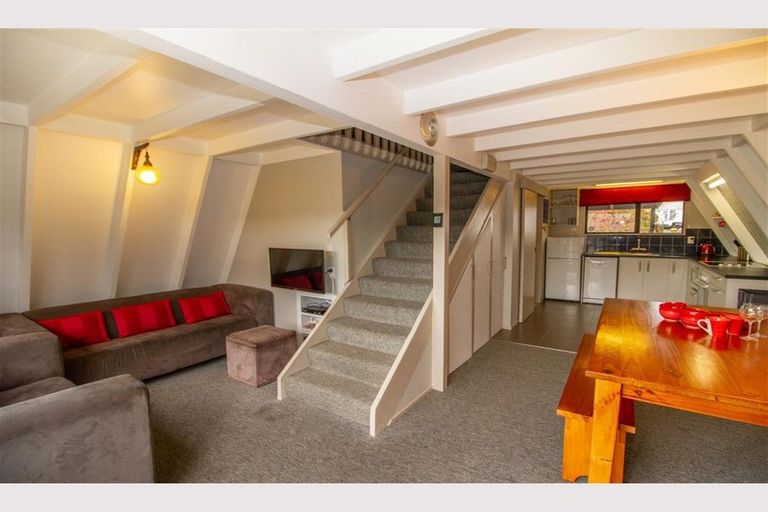 Photo of property in 45d Goldfinch Street, Ohakune, 4625