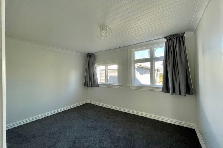 Photo of property in 40 Hargest Crescent, Sydenham, Christchurch, 8023