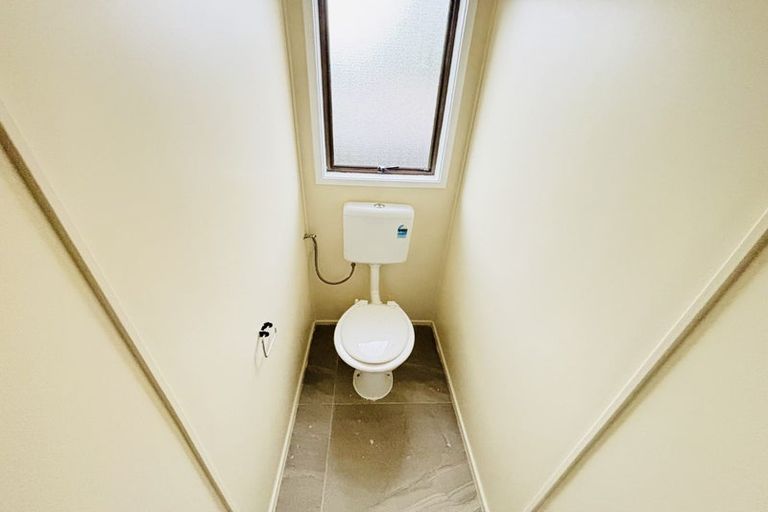 Photo of property in 19 Coey Place, Glen Eden, Auckland, 0602