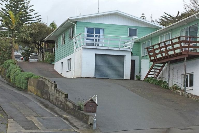 Photo of property in 107a Brunton Crescent, Thames, 3500