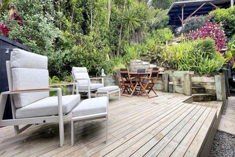 Photo of property in 2/8 Park Hill Road, Birkenhead, Auckland, 0626