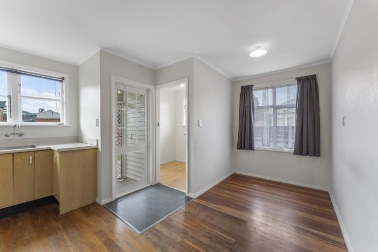 Photo of property in 20 Oxford Crescent, Ebdentown, Upper Hutt, 5018