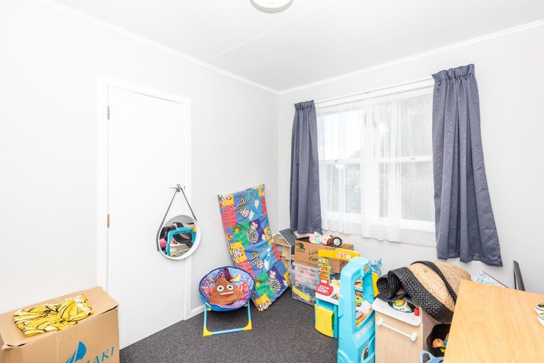 Photo of property in 17 Ropata Street, Kaiti, Gisborne, 4010