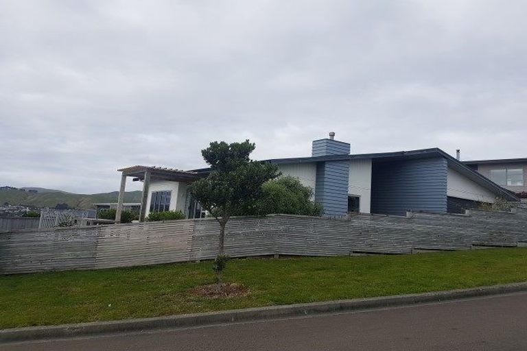 Photo of property in 9 Kahurangi Heights, Aotea, Porirua, 5024