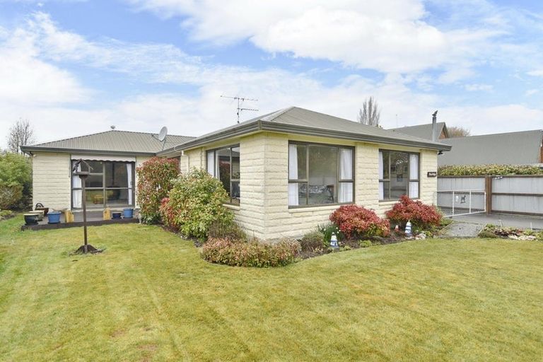 Photo of property in 88 Rangiora Woodend Road, Woodend, 7610