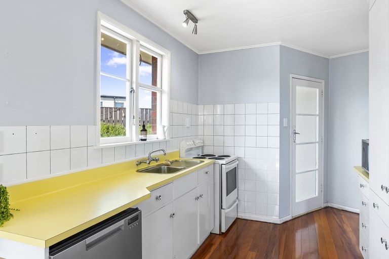 Photo of property in 26 Anthony Grove, Paraparaumu Beach, Paraparaumu, 5032