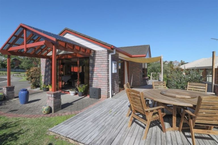 Photo of property in 12 Parkview Avenue, Western Heights, Hamilton, 3200